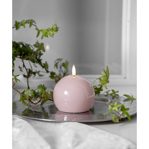 Star Trading LED-Säulenkerze Shine – Ø 9,5 × 11 cm, 0,04 W, warmweiss, batteriebetrieben, Timer, rosa