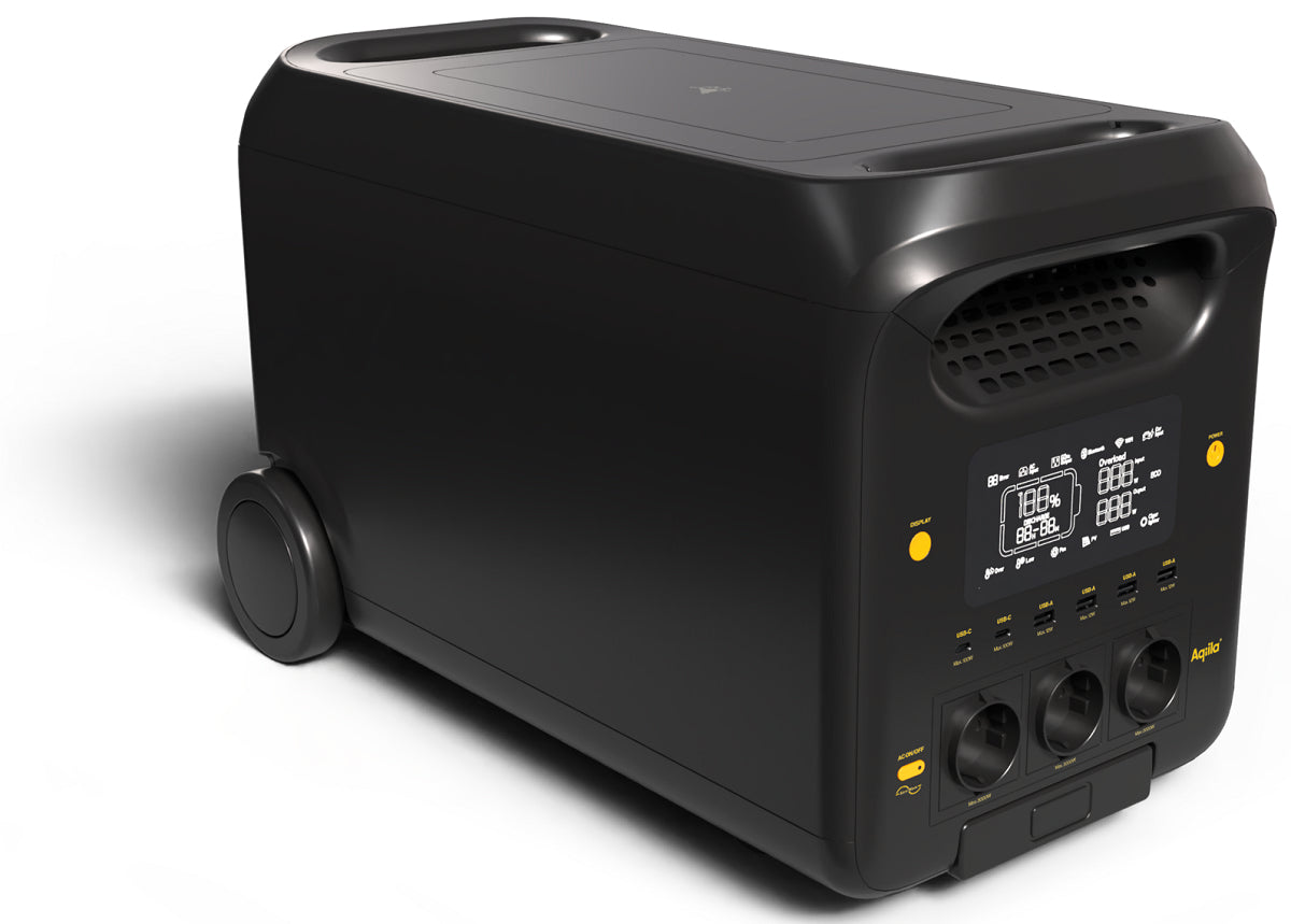 Aqiila Powerbird S3000V2 – Powerstation, 2560 Wh, 5000 W AC, LiFePO4, 3× Schuko (Typ F), Räder, LCD