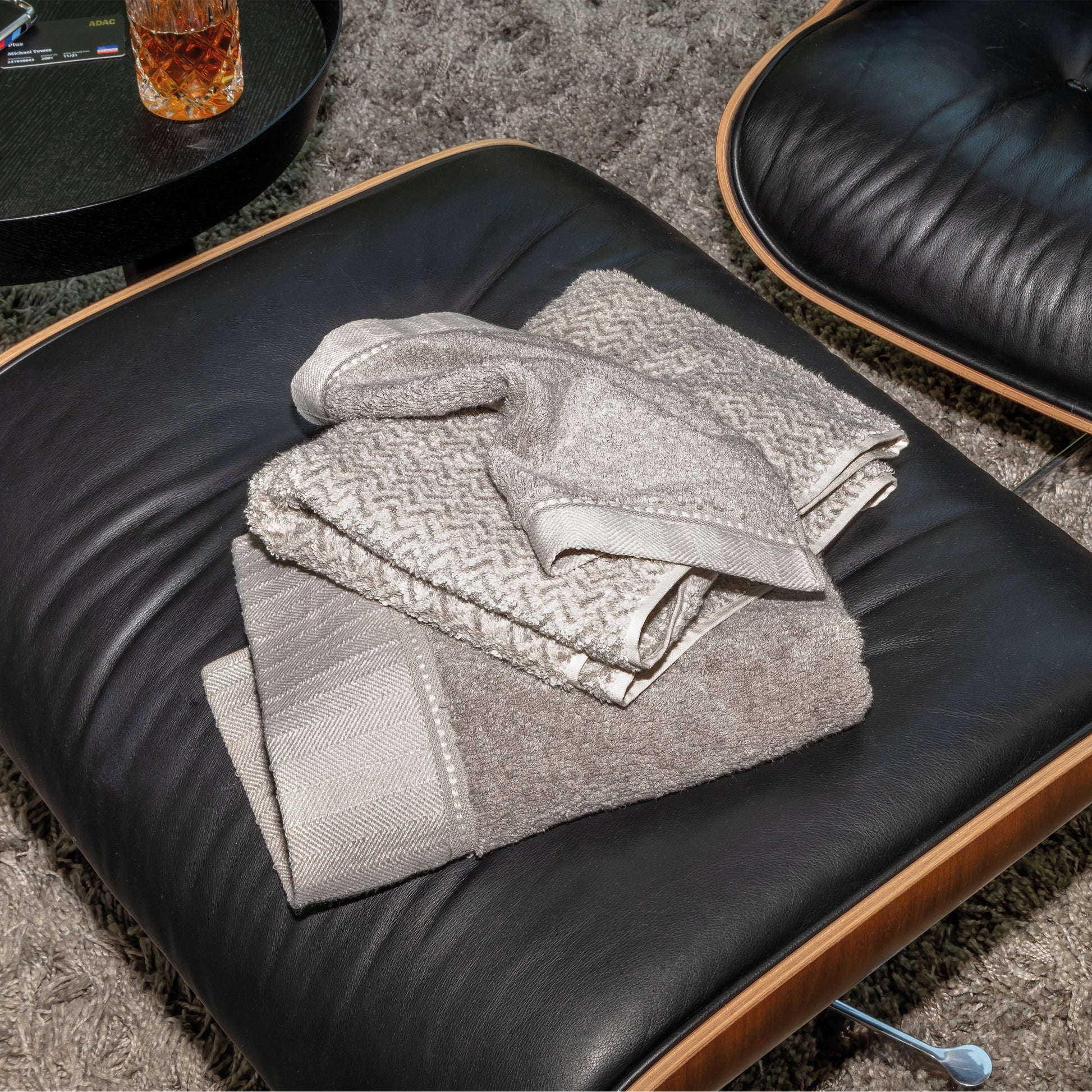 MÖVE Seiftuch Brooklyn – 30 × 30 cm, Schwarz, Leinen, OEKO-TEX