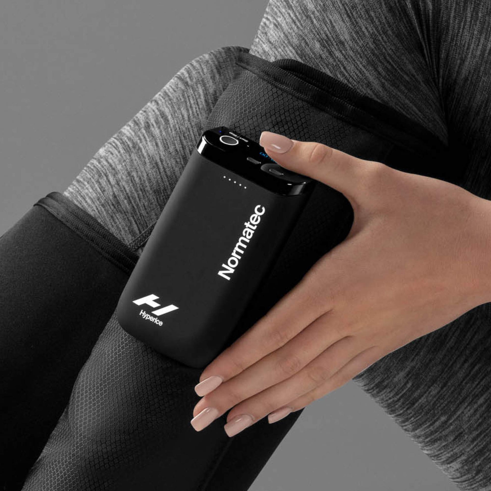HyperIce Normatec Lower Legs Massagegerät – Luftdruckmassage, Akku, Bluetooth –  – Schwarz