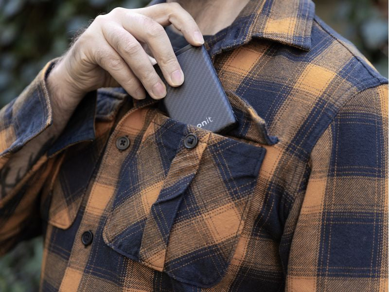 ONIT Powerbank 10000 mAh, PD 22,5 W, 2× USB-C, Durchgangsladung, für Smartphones, Tablets, Schwarz