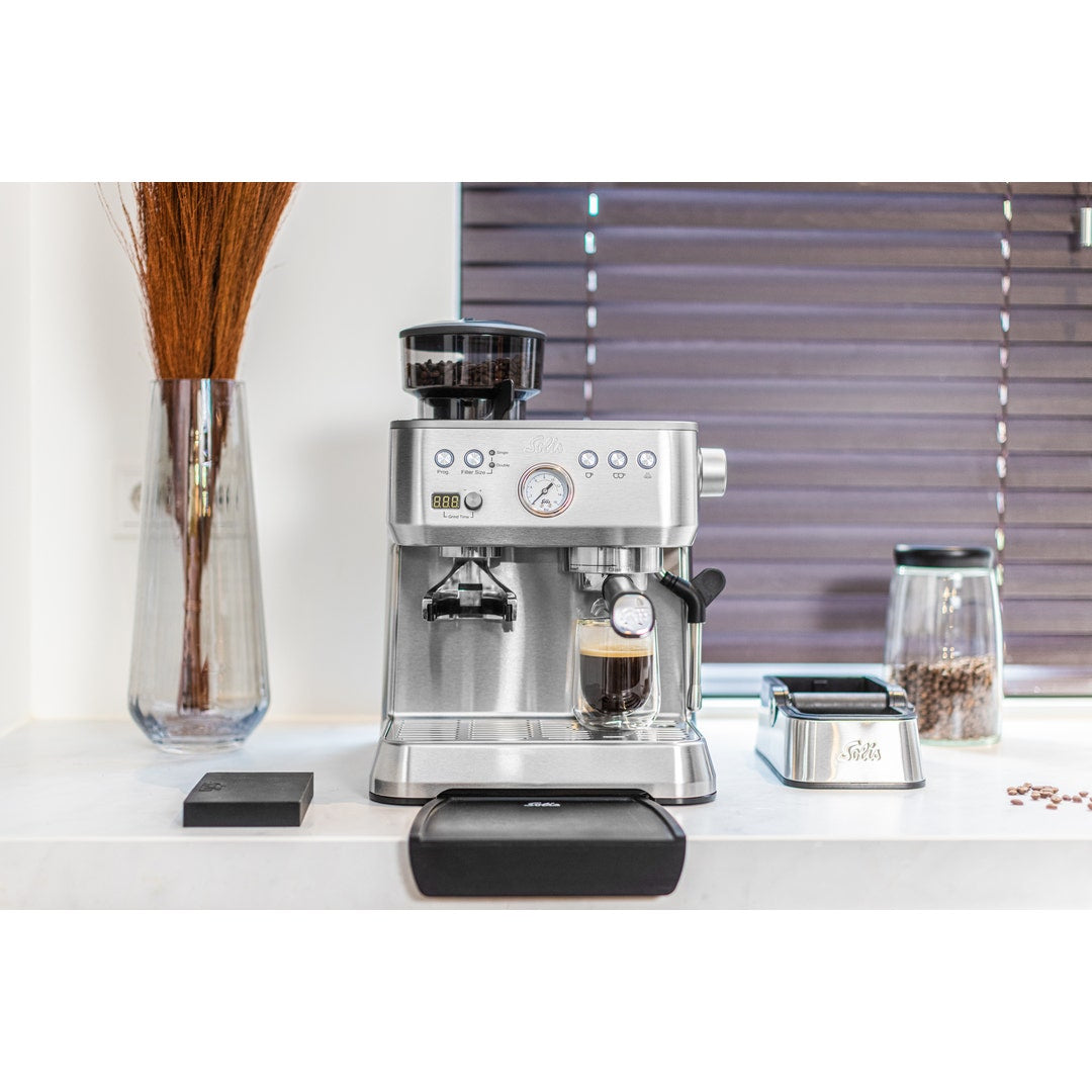 Solis Perfetta 1019 Kaffeevollautomat – 2,6 l, 16 bar, Milchaufschäumer, Silber
