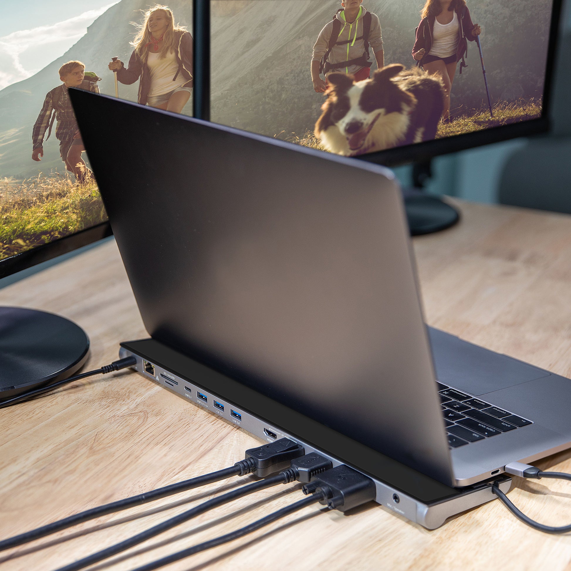 j5create JCD543P Dockingstation – USB-C, DP, 2× HDMI, VGA, 3× USB-A, 2× USB-C, 100 W PD, GbE, für Windows/Mac