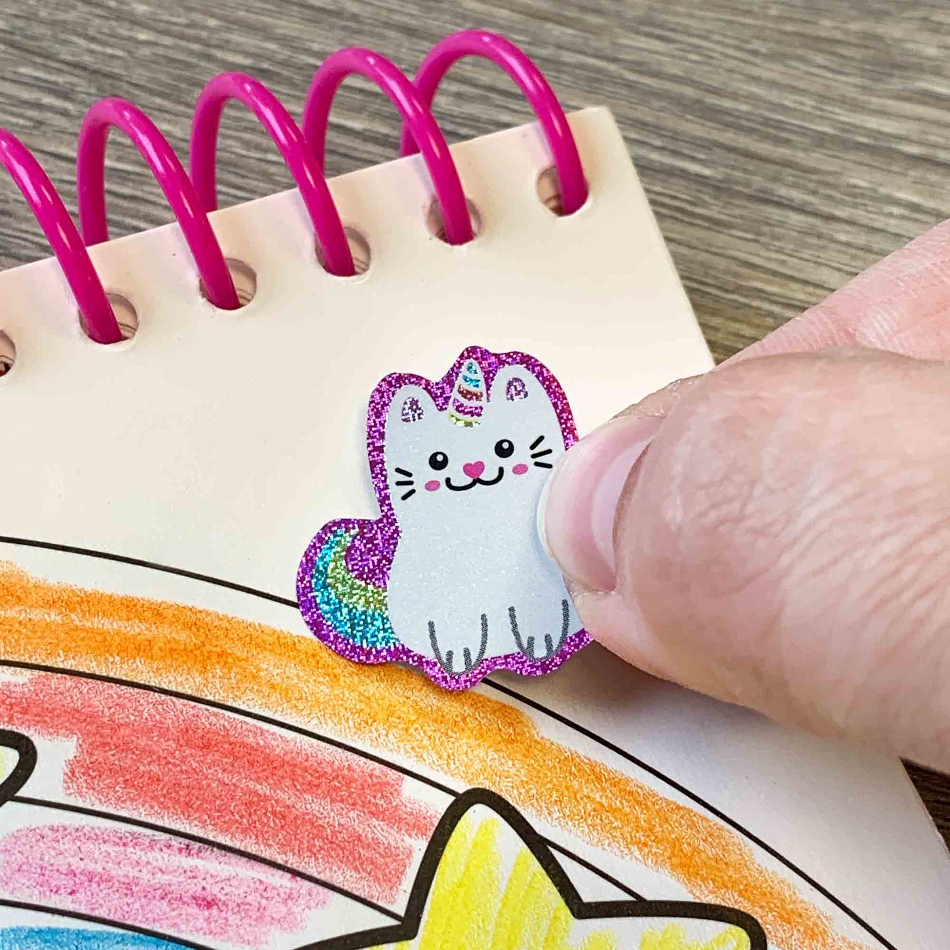SES Creative Malbuch, Karton, 20 × 20 × 1 cm, mehrfarbig, ab 3 Jahren, inkl. 40 Glitzersticker
