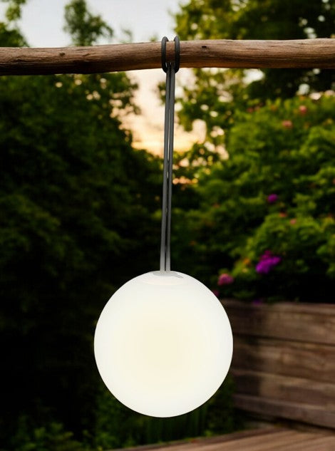 Dameco Dekorative Aussenleuchte – 80 lm, 4 W, Warmweiss, 3000 K, IP54, Akkubetrieb, USB-C, Weiss, Kunststoff
