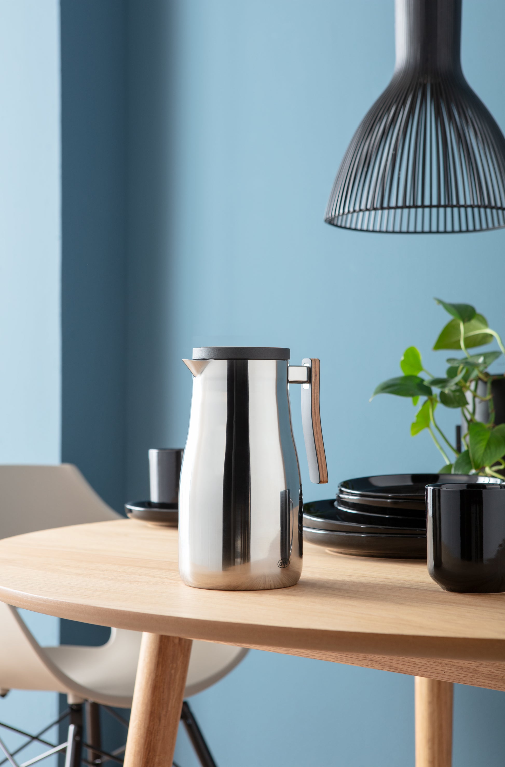 Alfi Thermoskanne Studio Allure – 1 l, Ø 6,4 cm, H 22,4 cm, Edelstahl, vakuum-isoliert