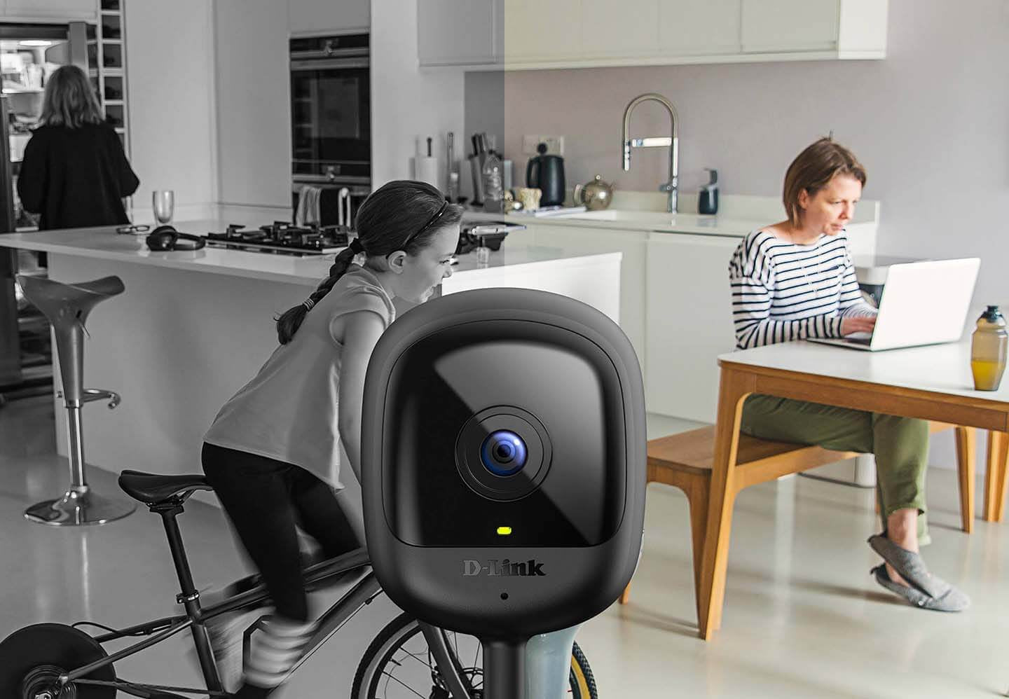 D-Link DCS-6100LHV2 Netzwerkkamera – 2 MP, 1080p, Nachtsicht 5 m, für Amazon Alexa, schwarz