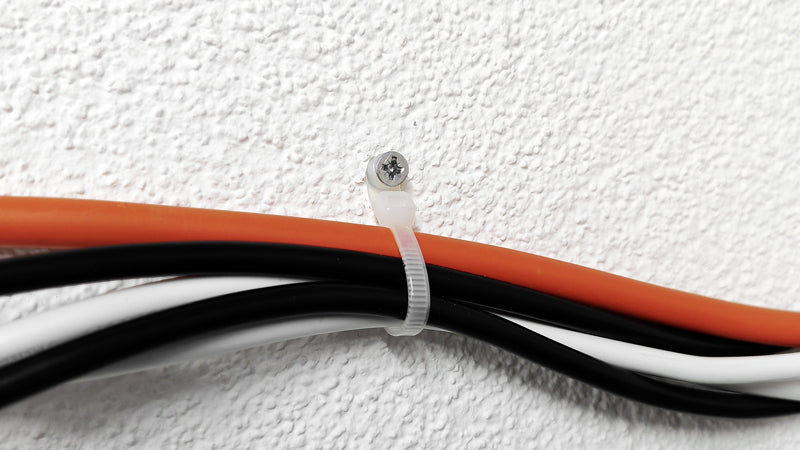 Steffen Kabelbinder, 171,5×3,7 mm, Befestigungslöcher – Weiss