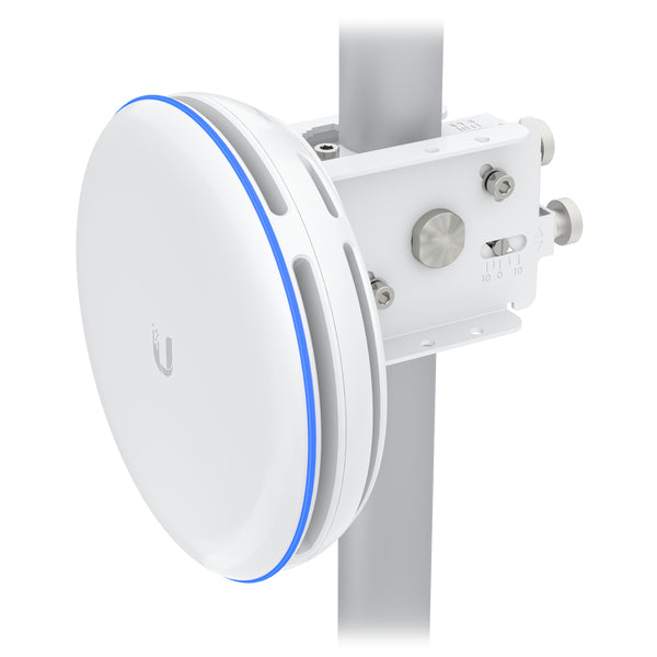 Ubiquiti 60 GHz Funkbrücke (2er-Pack) – 1× GbE, 5 GHz Backup, bis 500 m, 6 000 Mbit/s, IPX6, PoE, Weiss