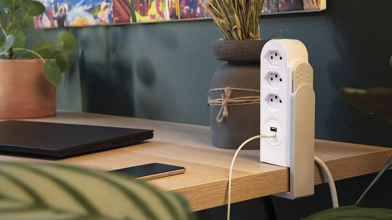 Steffen Tischsteckdosenleiste, 3×T13, 1×USB‑A 12 W + 1×USB‑C 17 W, 1,5 m, ohne Schalter – weiss