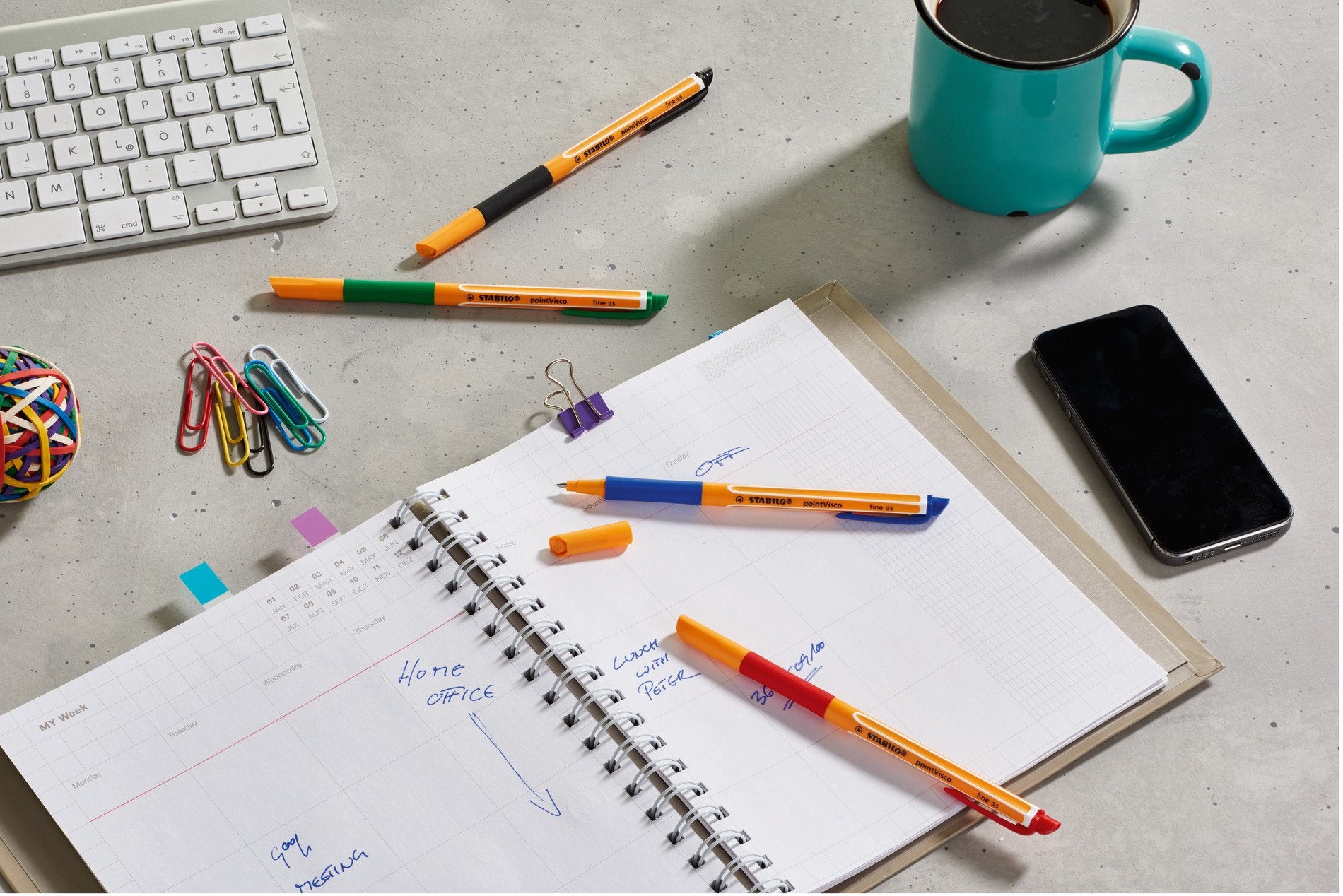 STABILO pointVisco 1099 – Tintenroller, 0,5 mm, grün, mit Kappe, Kunststoff, grün/gelb