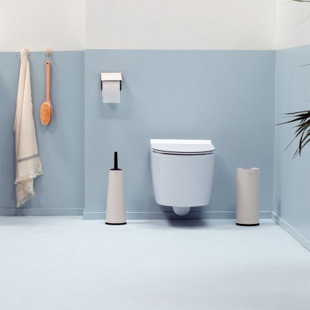 Brabantia ReNew – WC-Bürstenset – Kunststoff, Beige, rutschsicher, korrosionsbeständig, H 42 cm, Ø 12 cm