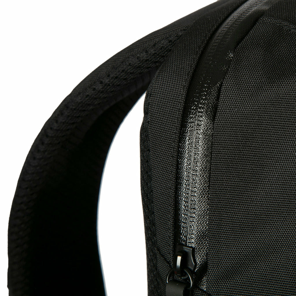 Targus Notebook-Rucksack Terra EcoSmart – für 16", 23 l, mit Regenabdeckung, Polyester – schwarz