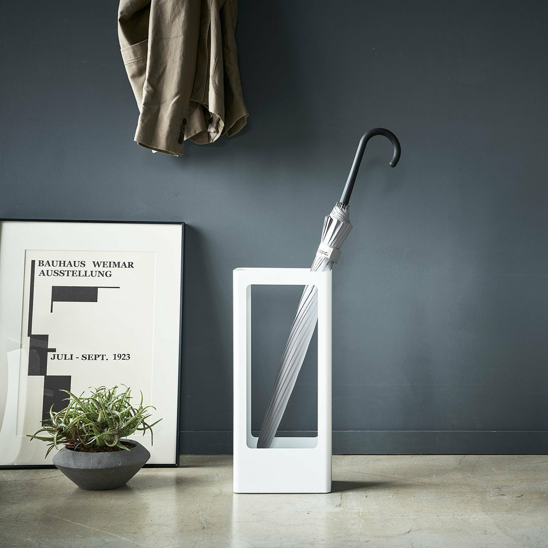 Yamazaki Schirmständer – Stahl/Silikon, Weiss, 12 × 22 × 50 cm