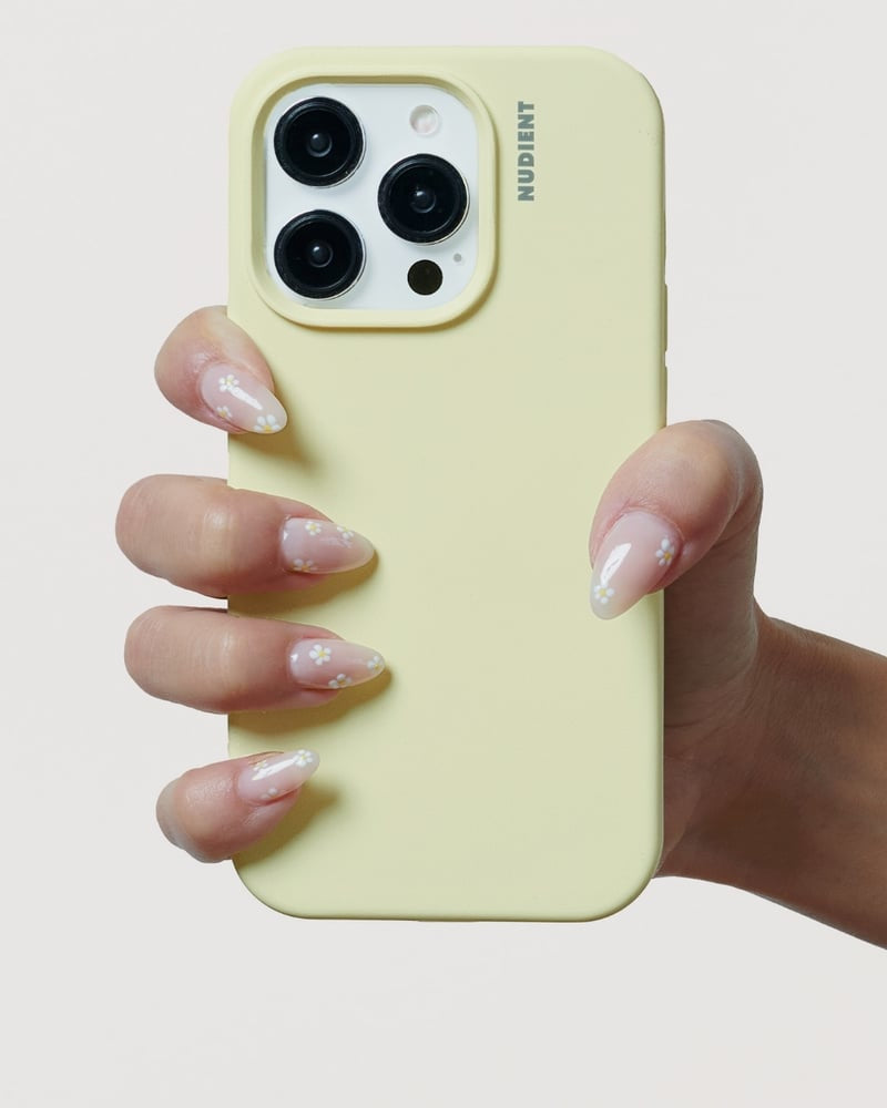 Nudient – Backcover – für Apple iPhone 15 Pro Max – gelb – Silikon, kratzresistent