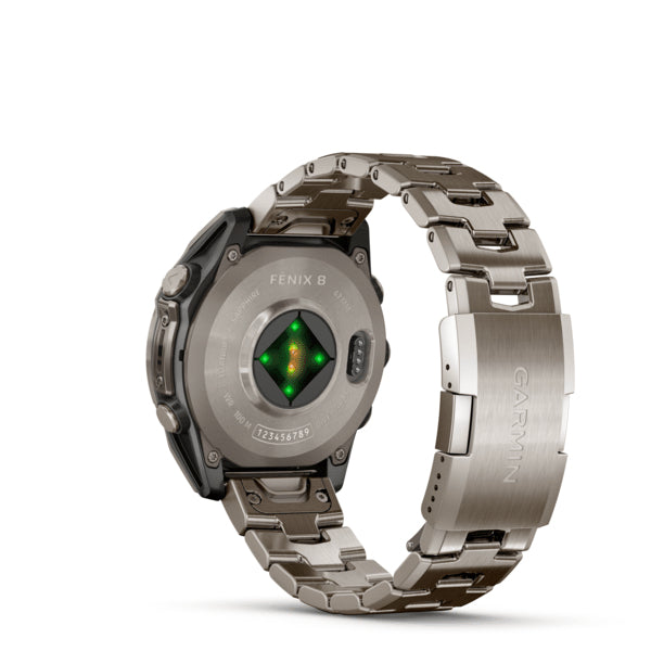Garmin Fenix 8 AMOLED Sapphire – GPS-Smartwatch – 47 mm, 1,4", GPS, WLAN, AMOLED, Saphirglas, 100 m, Titan