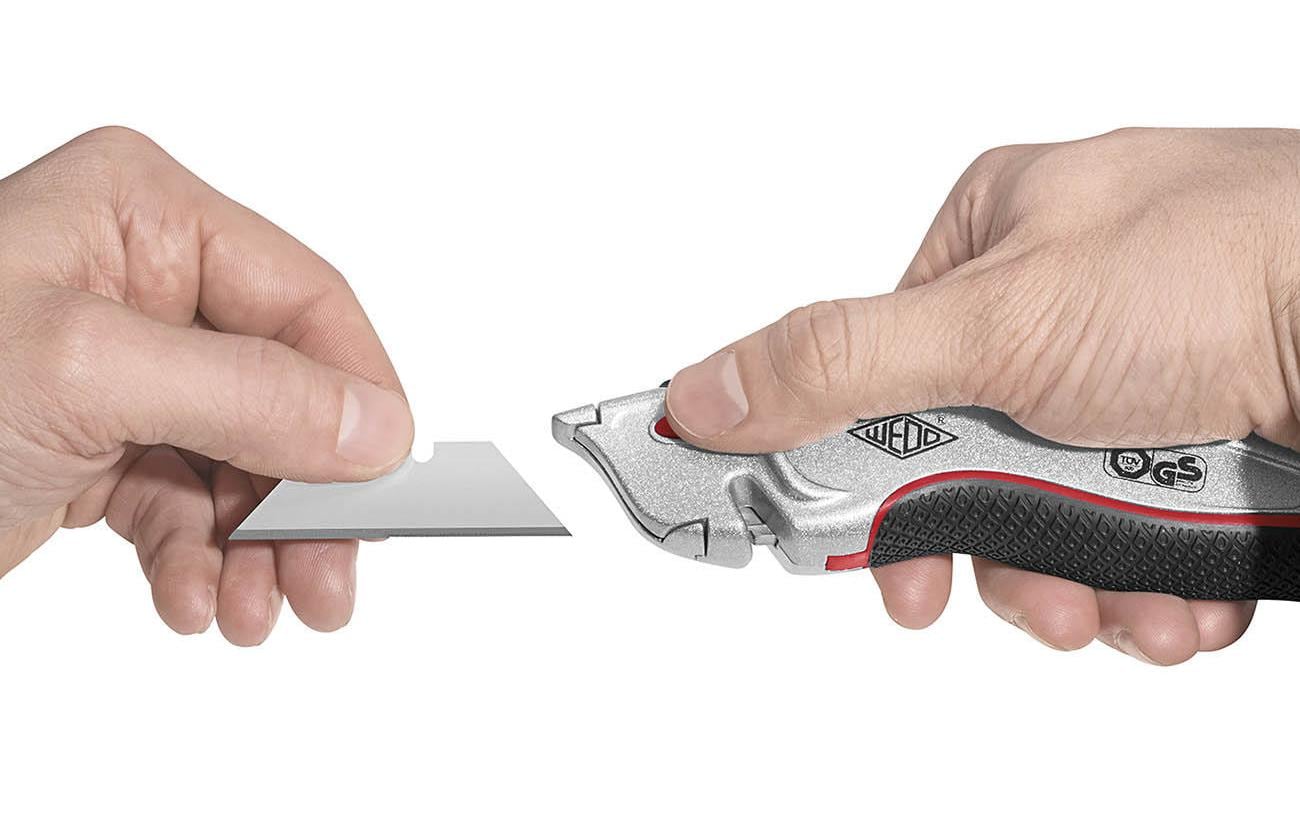 Wedo Profi P – Sicherheitsmesser mit 25 mm Trapezklinge, TÜV/GS, Edelstahl, Schwarz/Silber