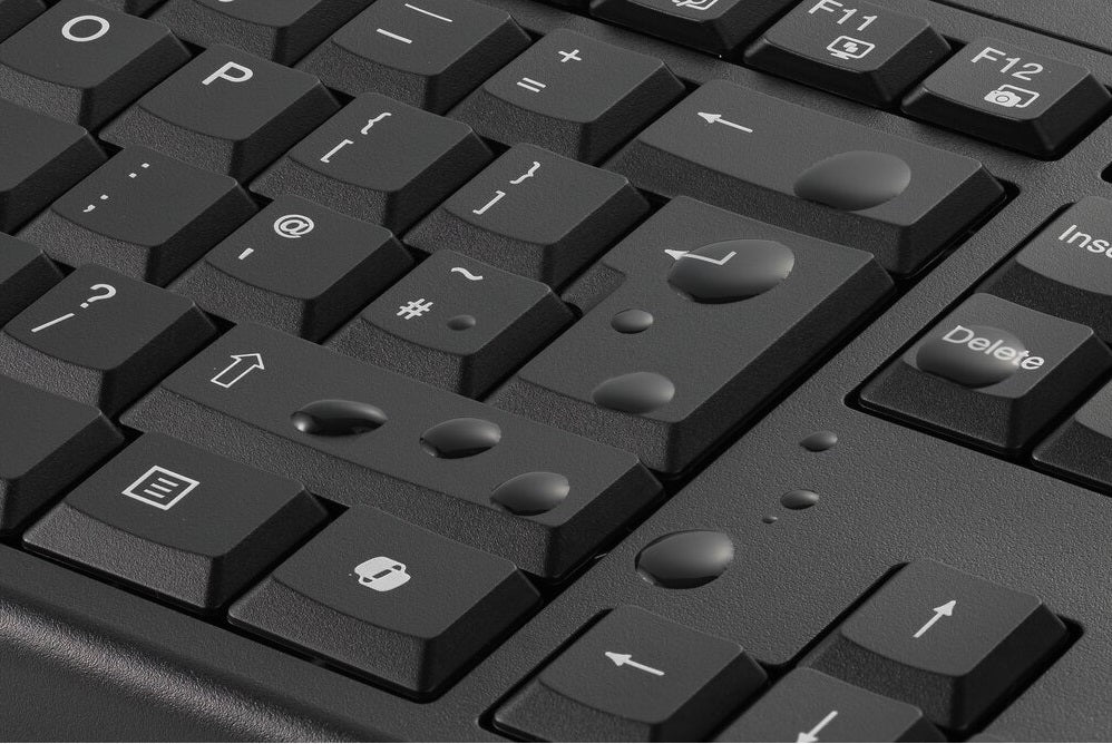 Kensington KM270 EQ Desktop Set – Tastatur-Set mit Maus, Nordisch, 2,4 GHz + Bluetooth, Schwarz