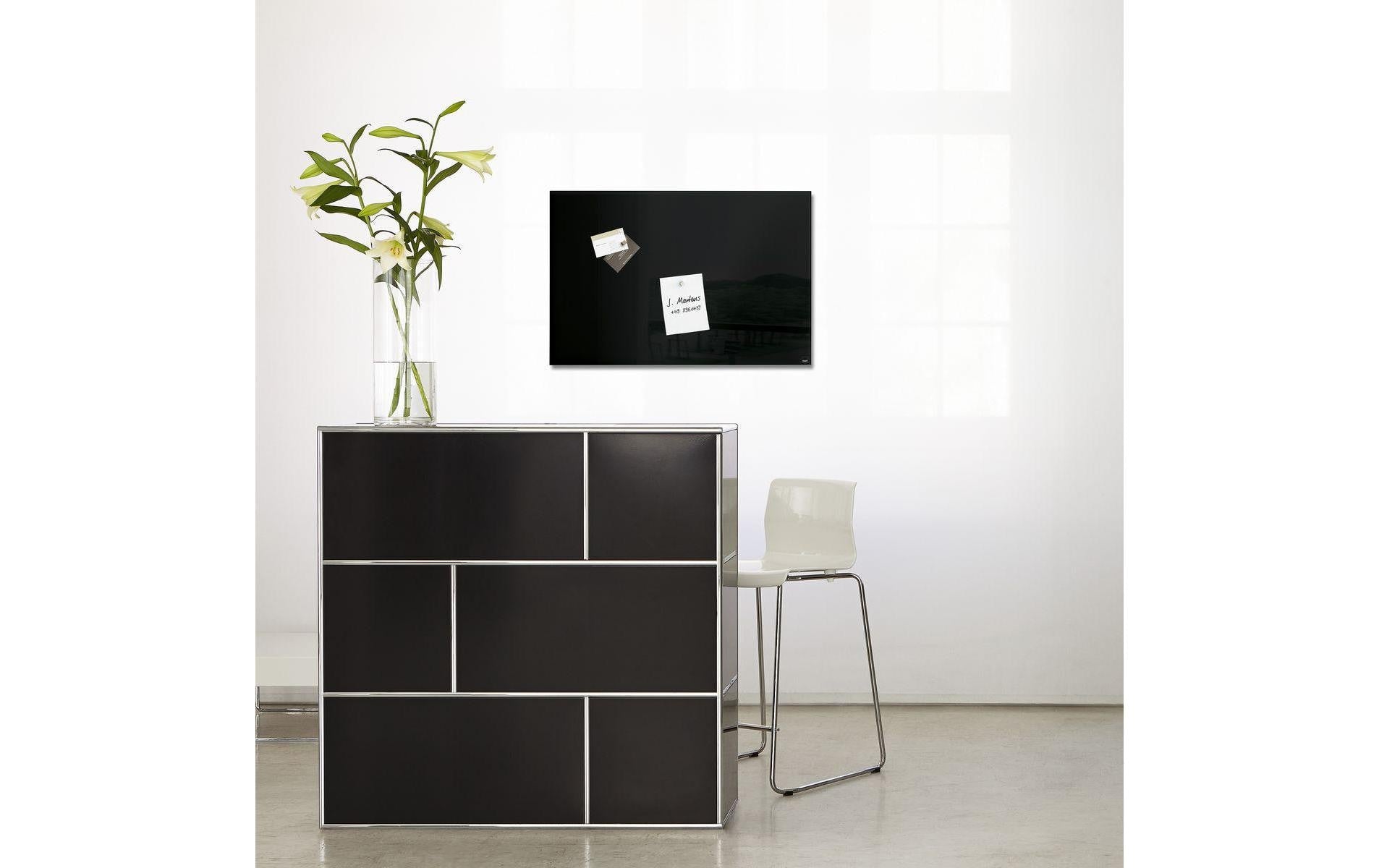 Sigel Whiteboard – 60 × 40 cm, Glas, magnetisch, Wandmontage, inkl. Magnete, Montagesatz