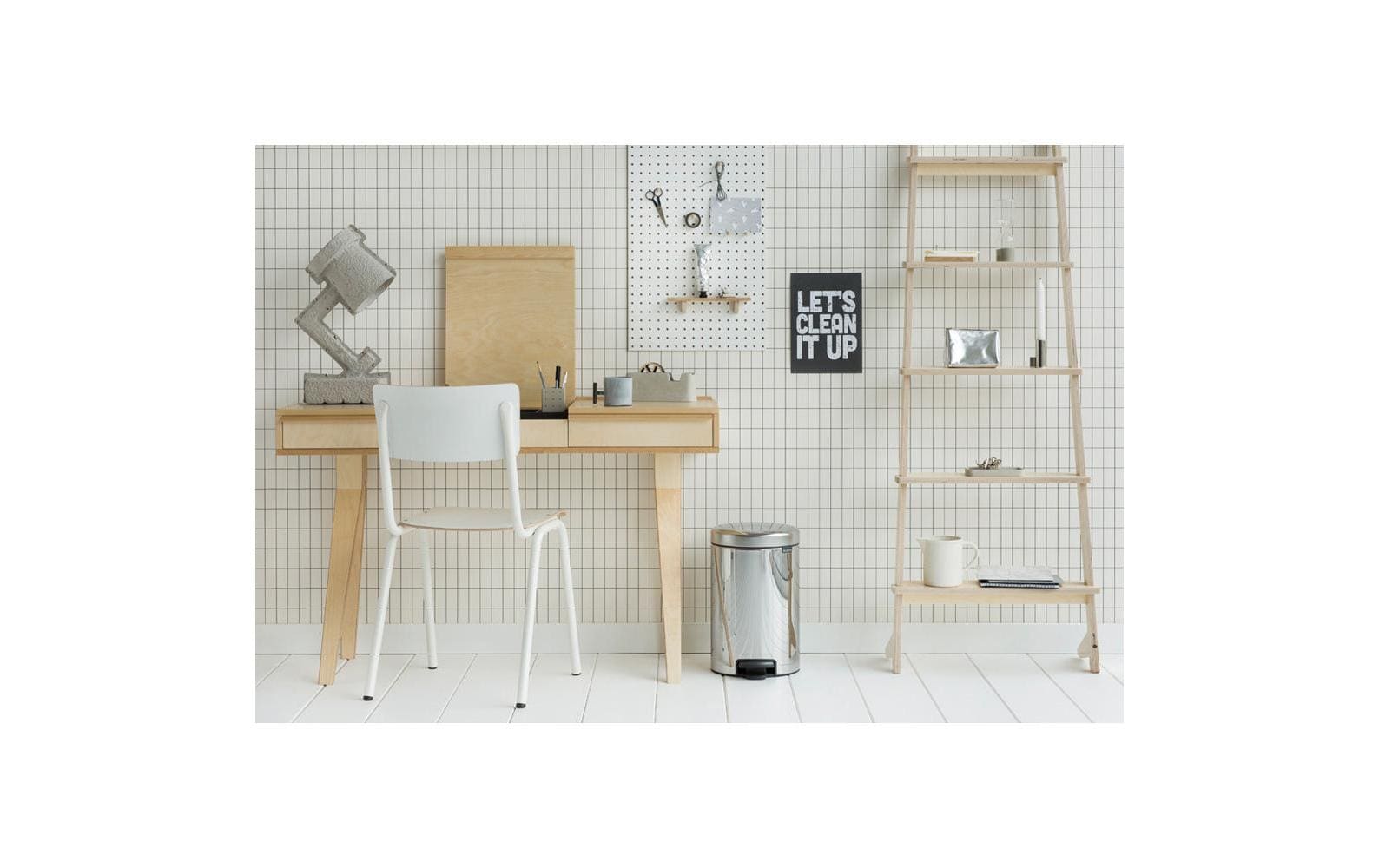 Brabantia NewIcon Treteimer – 12 l – Edelstahl, rund – Anti-Rutsch-Basis