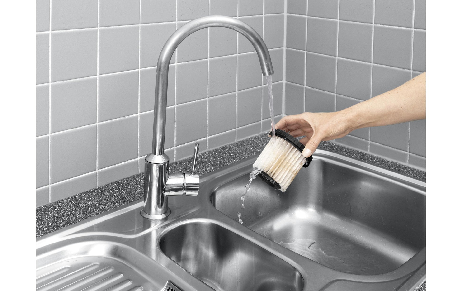 Kärcher Staubsaugerfilter 2.863-239.0 – 9,8 × 9,4 × 9,3 cm, 0,1 kg, für Kompaktsauger VC 5