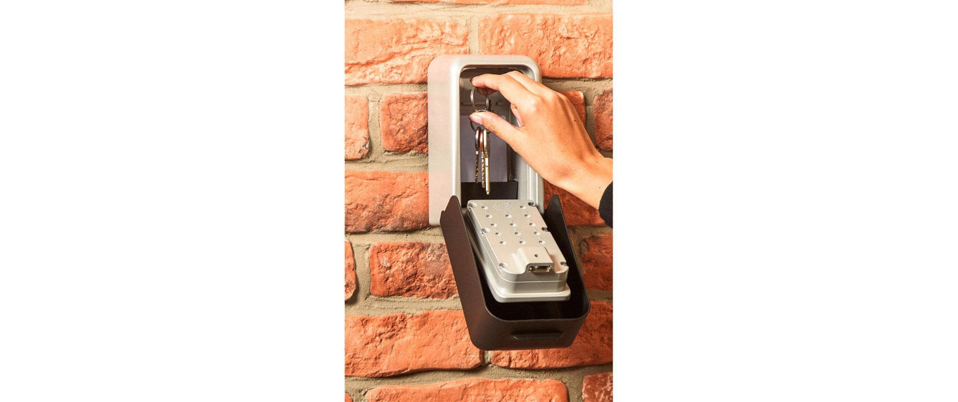 Master Lock Schlüsselsafe 5426EURD-DE – Elektronikschloss – 0,1 l – Wassergeschützt – Wandmontage – Grau