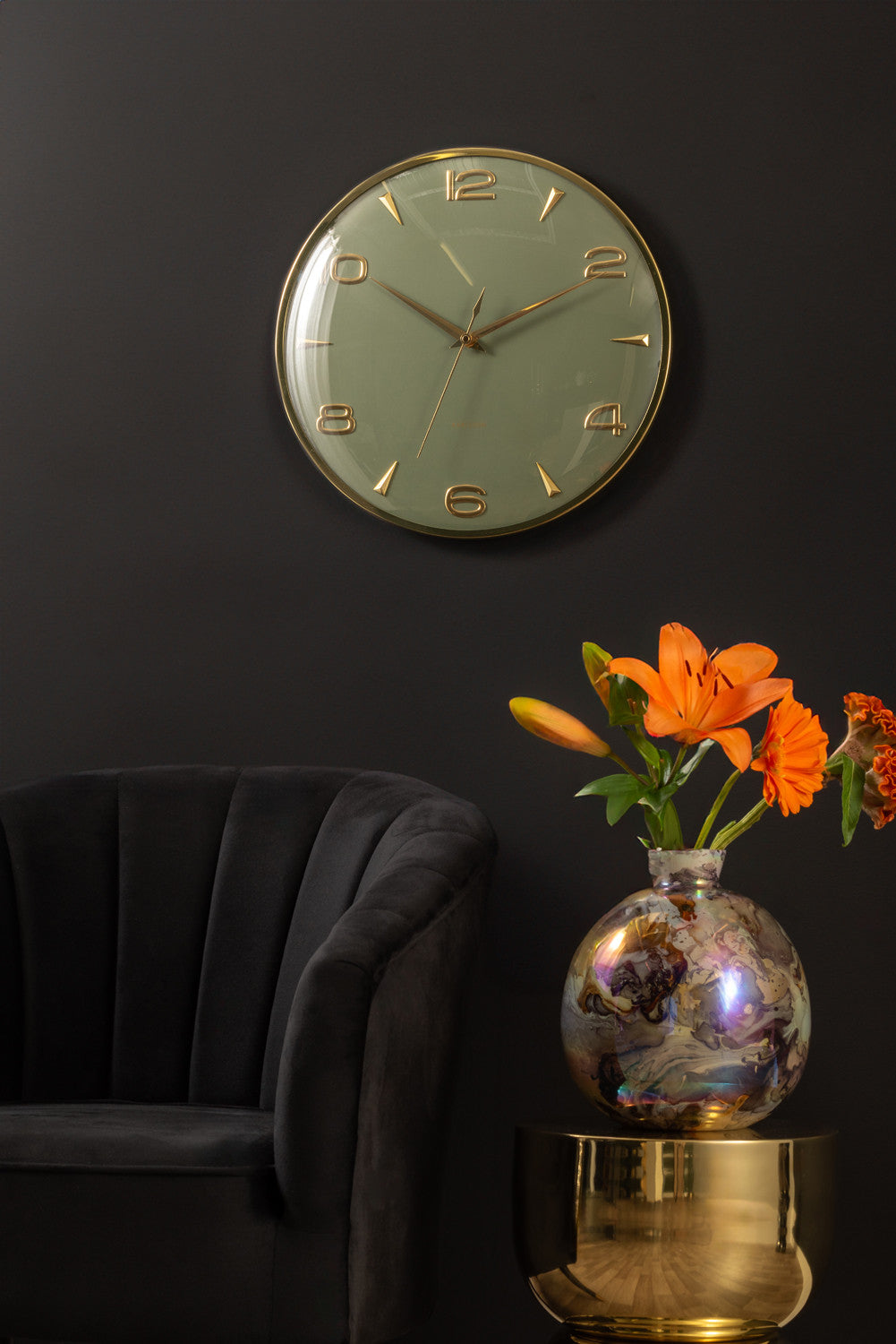 Karlsson Wanduhr Sienna Glow – Ø 40,6 cm, grün, Metall