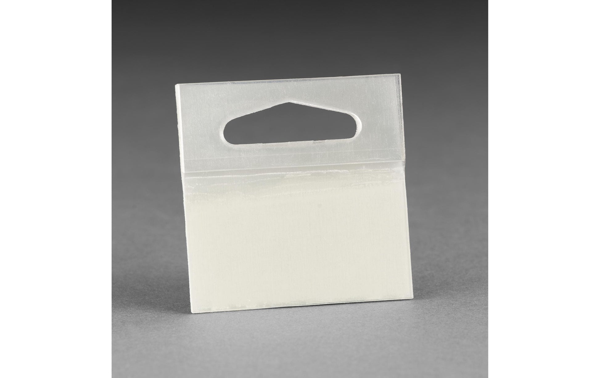 Scotch Büro-Klebeband Hang Tabs mit Delta-Lochung – permanent, 50 mm × 0,05 m, transparent, 500 Stück