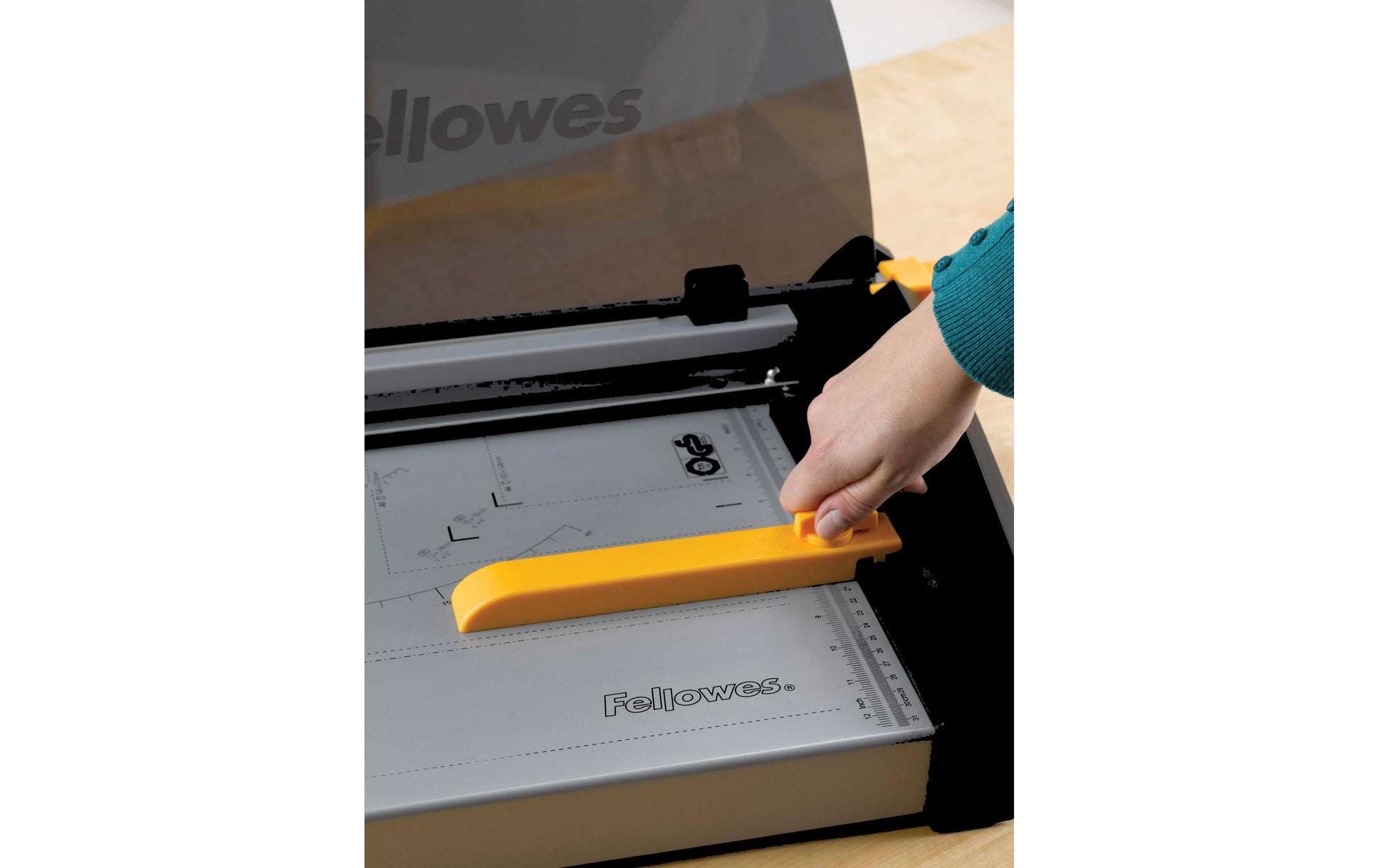 Fellowes Hebel-Schneidemaschine Plasma – 460 mm, bis A3, 40 Blatt