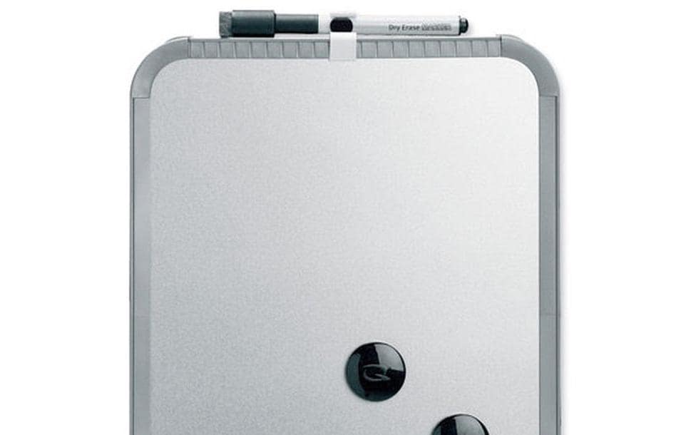 Nobo Whiteboard – 58 × 43 cm, magnetisch, Kunststoffrahmen, silber, Wandmontage