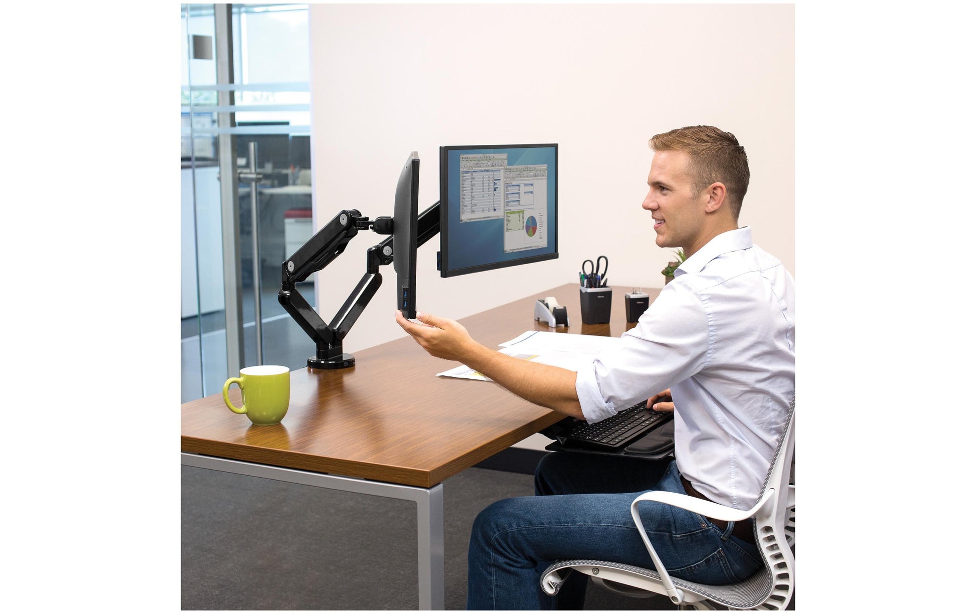 Fellowes Platinum – Monitorarm, Dual, bis 32", VESA 75 × 75/100 × 100 mm, 8 kg, Gasfeder, Schwarz