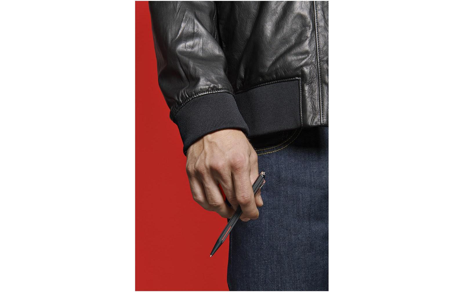 Caran d-Ache Caran d'Ache Kugelschreiber – Schwarz, Matt