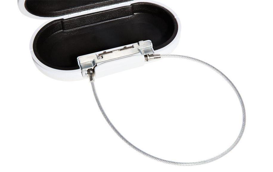 Master Lock Tresor – Elektronikschloss – 0,7 l – schlagfest – tragbar – Weiss