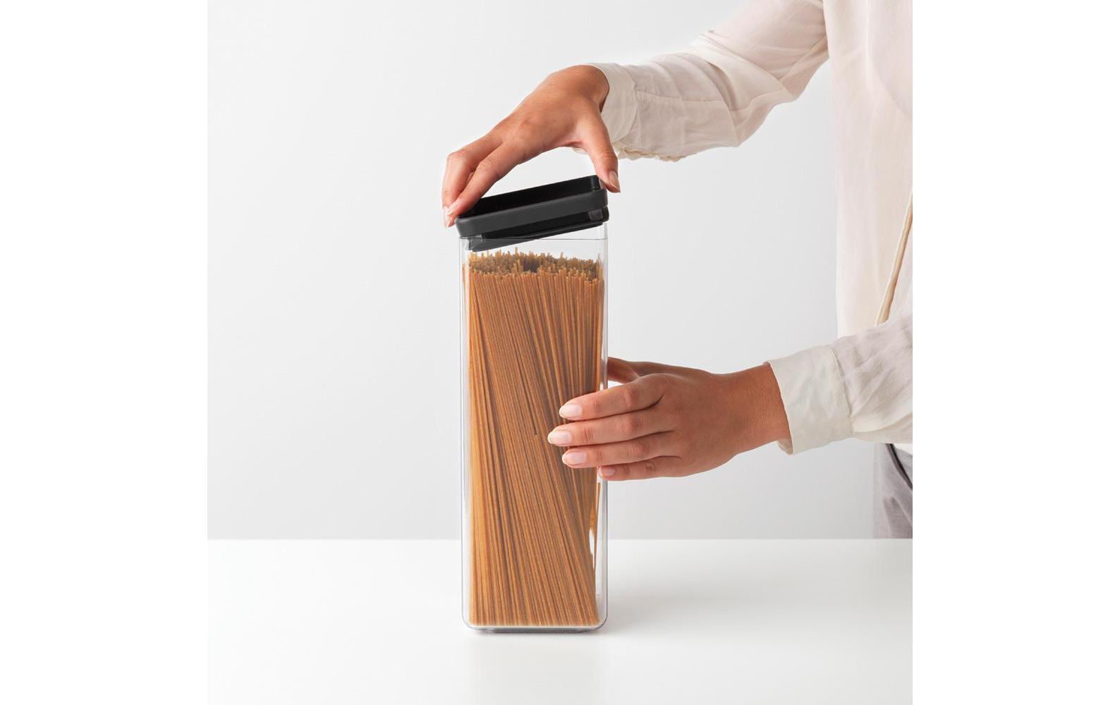 Brabantia Tasty+ – Vorratsdose 2,5 l, 11 × 11 × 29,5 cm, Kunststoff/Silikon, transparent/schwarz
