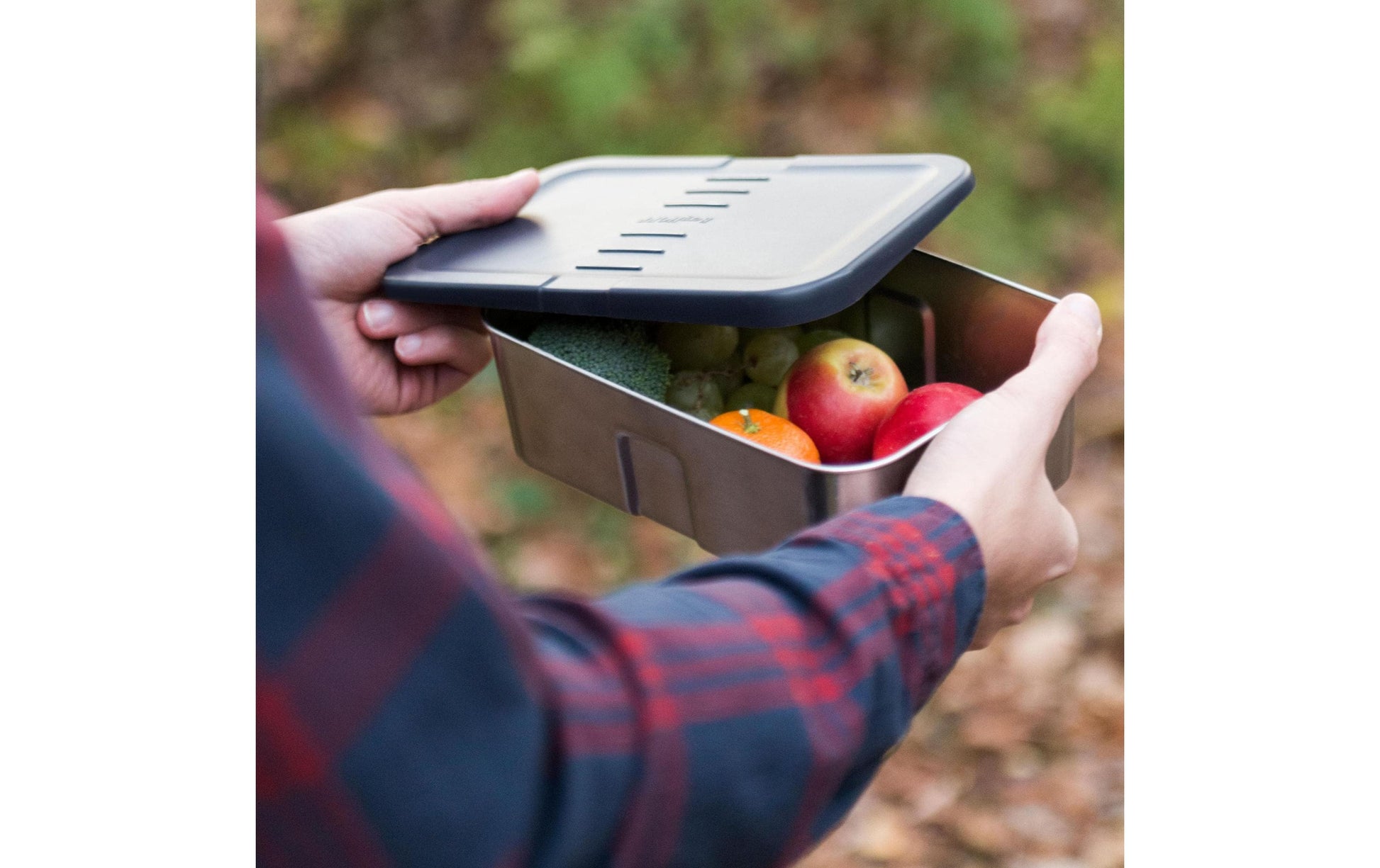BergHOFF Lunchbox Essentials to Go – 21 × 14,5 × 7 cm, Edelstahl 18/10/Kunststoff, Blau, mit Deckel
