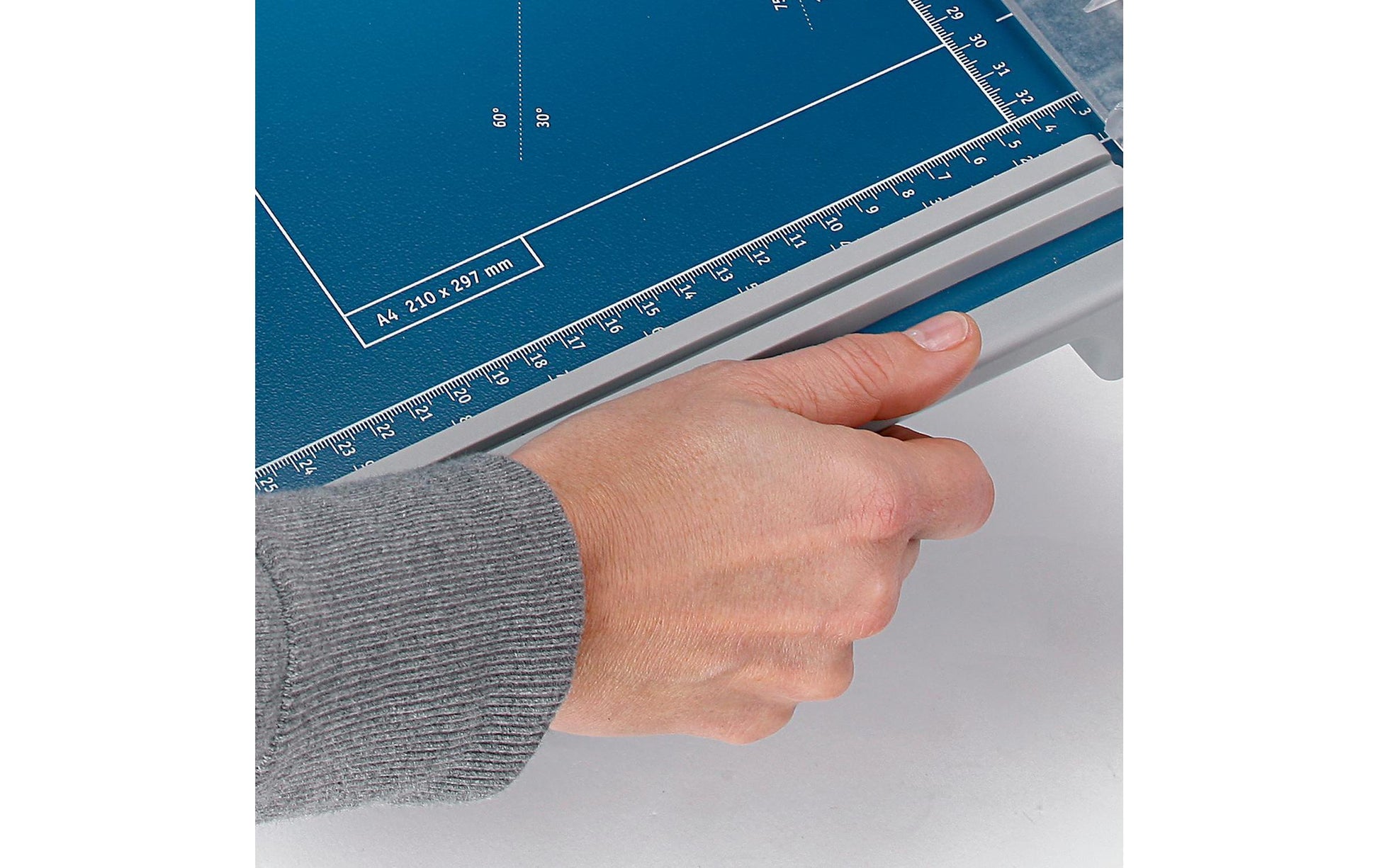 Dahle Hebel-Schneidemaschine 502 – 320 mm, bis A4, 8 Blatt