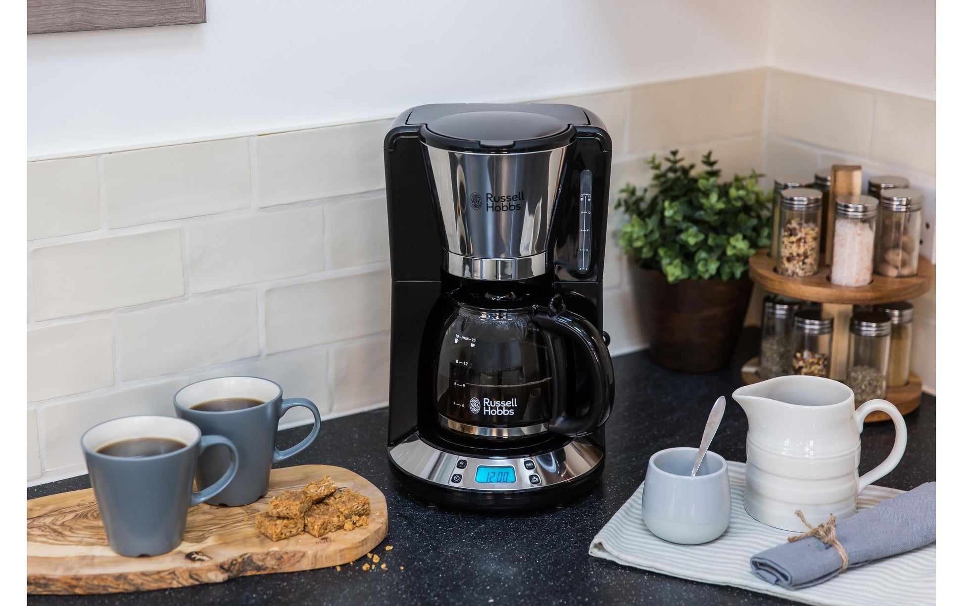 Russell Hobbs Victory 24030-56 Filterkaffeemaschine – 10 Tassen, 1,3 l, Karaffe, Schwarz/Edelstahl