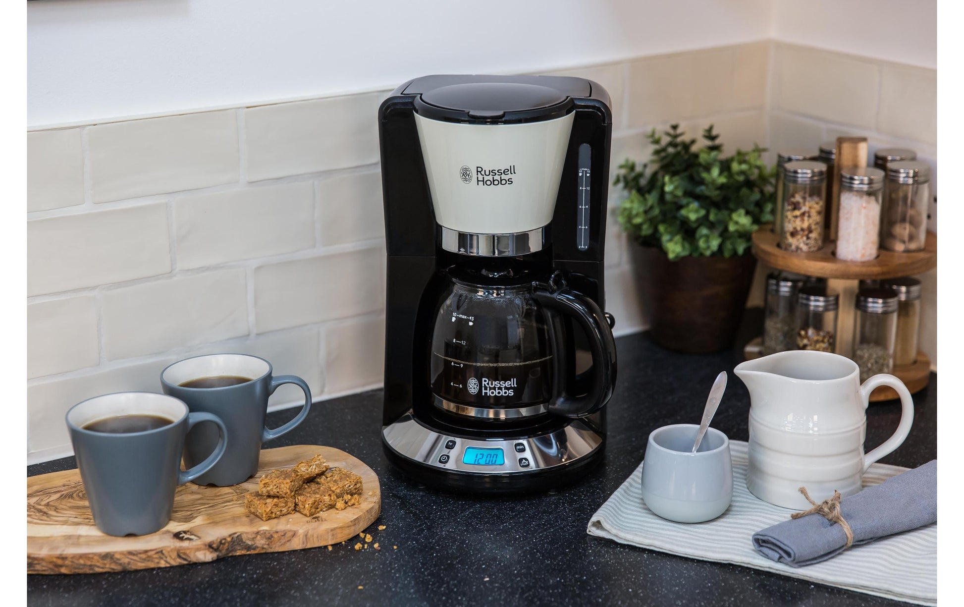 Russell Hobbs 24033-56 Col. Filterkaffeemaschine – 10 Tassen, 1,3 l, Karaffe, Schwarz