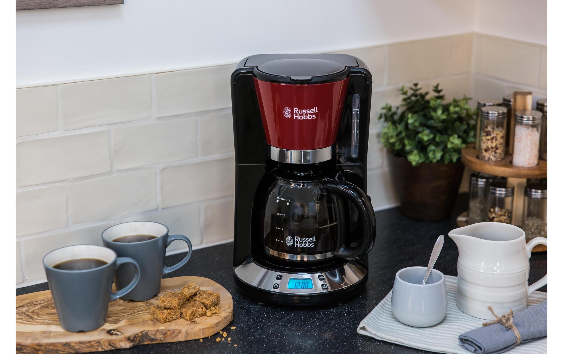 Russell Hobbs Filterkaffeemaschine – 10 Tassen, 1,25 l, Karaffe, Rot, 28 × 40 × 25,6 cm