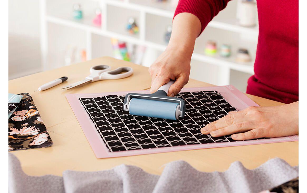 Cricut Werkzeugset Rolle und Pinzette – für Cricut Schneideplotter, Mehrfarbig