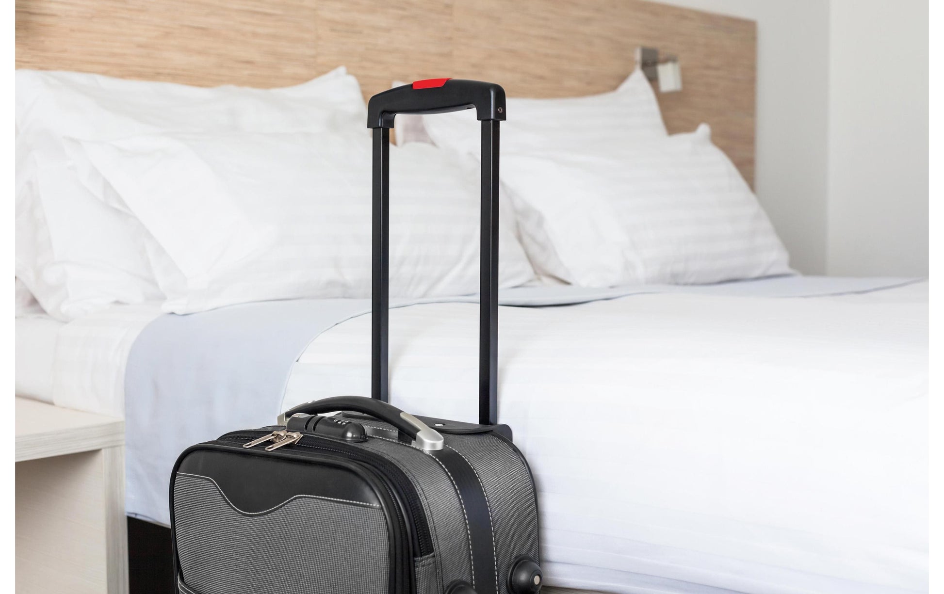 Dorbena AG Reisekissen TRAVEL – rund, 32 × 10 × 30 cm – weiss, Polyester, waschbar bis 60 °C, mit Bezug