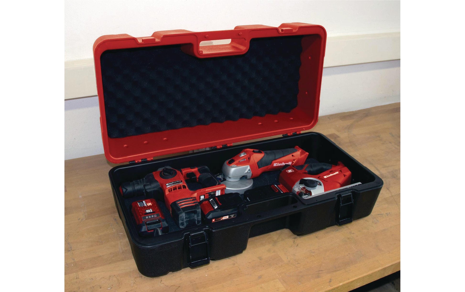Einhell E-Box L70/35 PXC Werkzeugkoffer – leer, mit Handgriff, rot, B 700 × H 350 × T 250 mm
