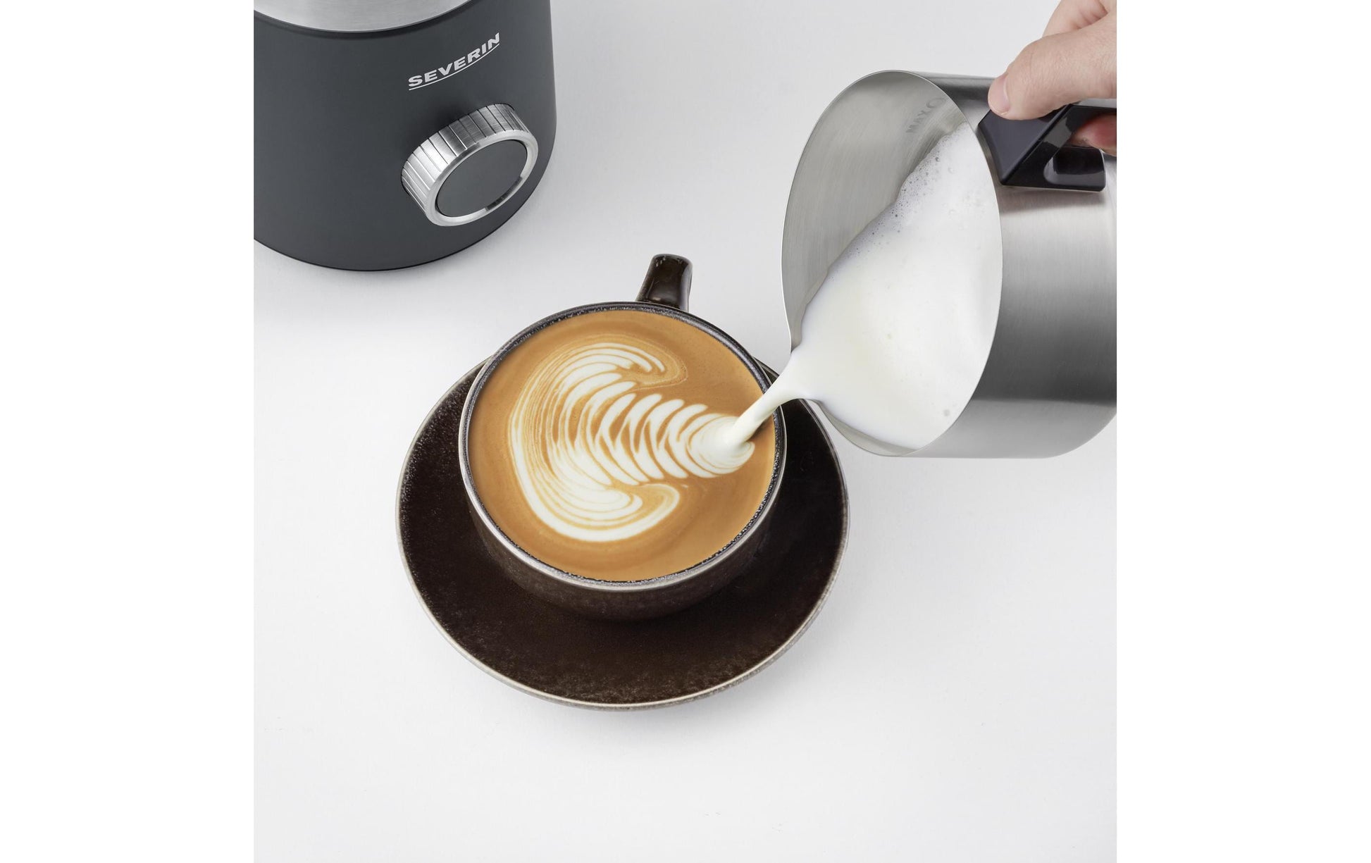 Severin Milchaufschäumer Spuma 700 Plus – 700 ml, 500 W, spülmaschinenfest – schwarz/edelstahl
