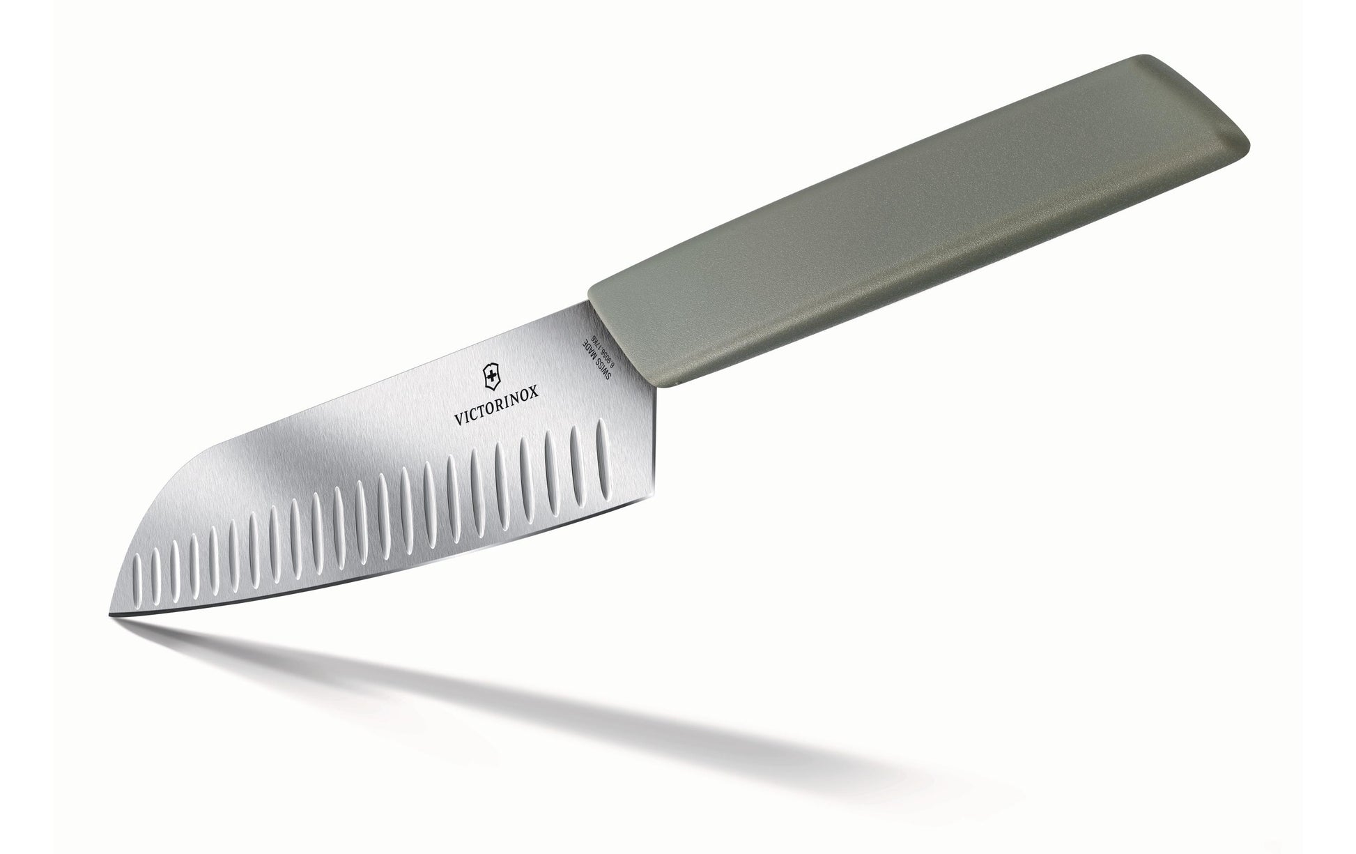 Victorinox Santokumesser – 17 cm Klinge, Kullenschliff – Stahlklinge, Kunststoffgriff – Grau