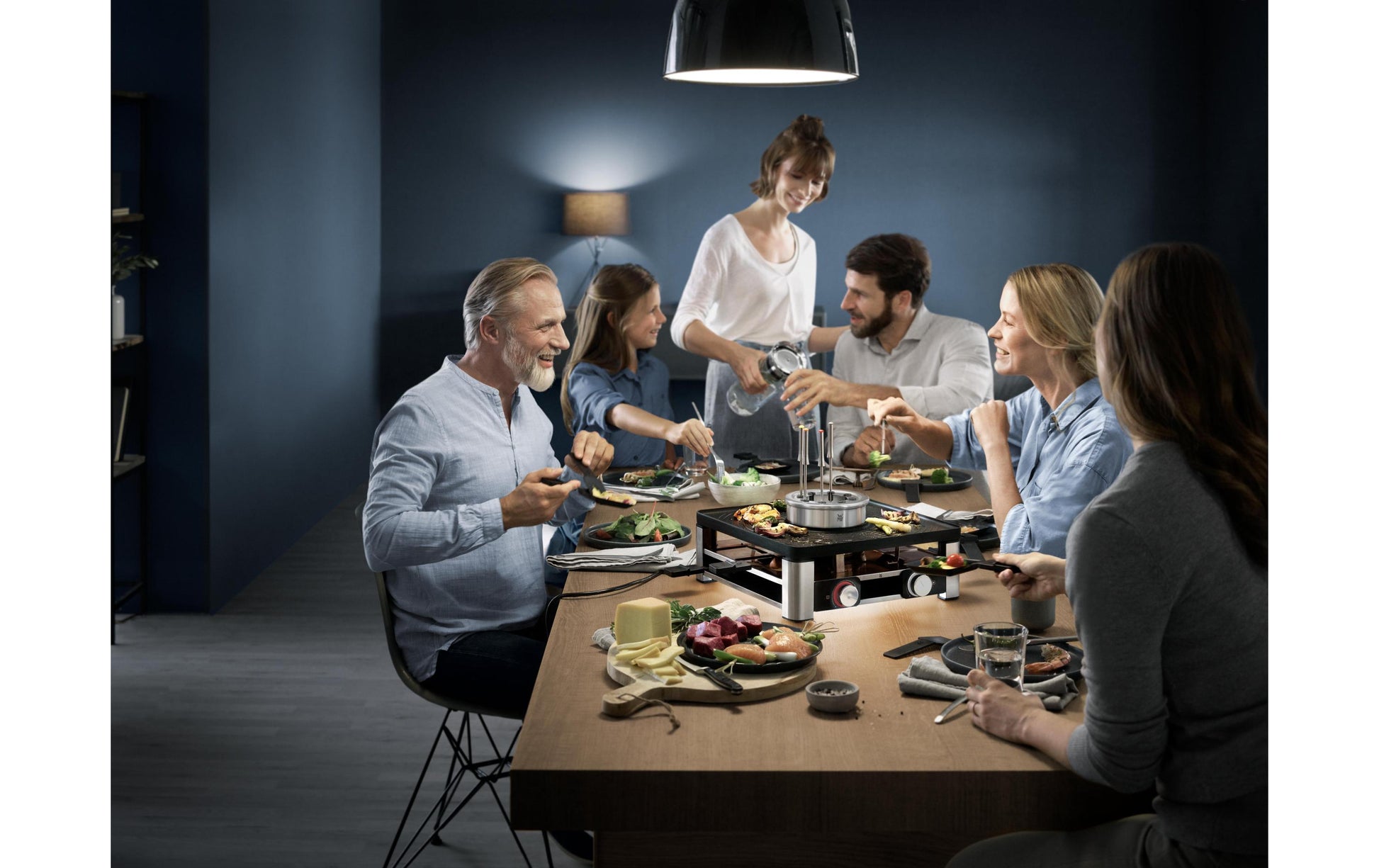 WMF Lumero Raclette-Kombi 0415480011 – 8 Personen, 1800 W, Aluguss-Grillplatte – Schwarz/Edelstahl