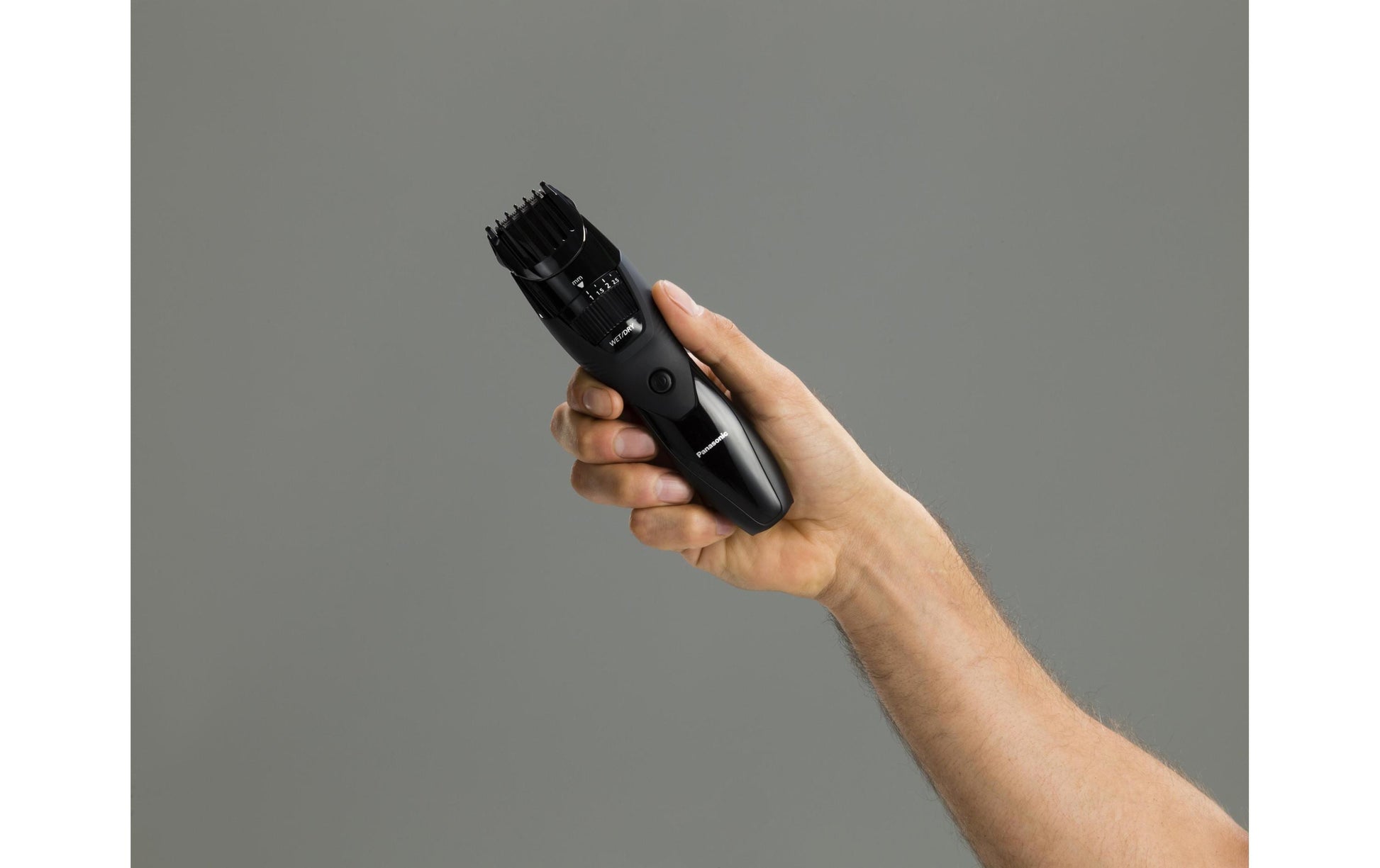Panasonic Bartschneider ER-GB43K503 – 0,5–10 mm, 50 min Akkulaufzeit, NiMH-Akku, schwarz