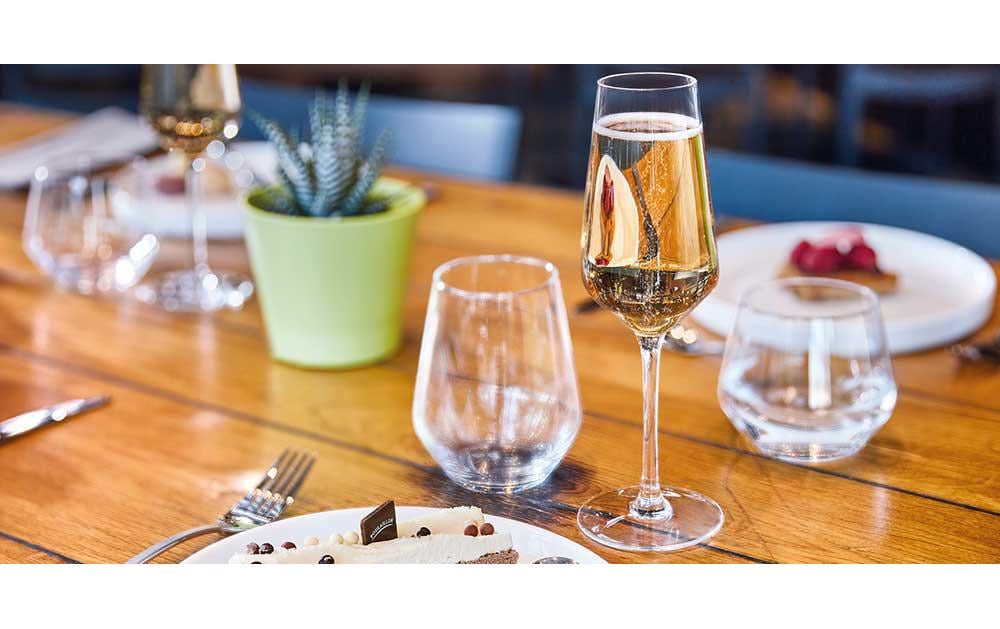Arcoroc Champagnerglas Vina Juliette – 6er Set, 200 ml, Ø 7,0 cm, H 21,5 cm, Glas, spülmaschinenfest