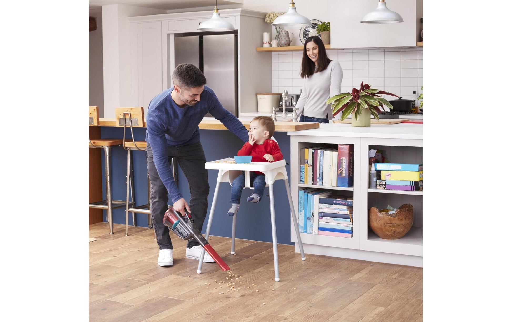 Black & Decker Absauganlage Dustbuster – Schwarz/Rot