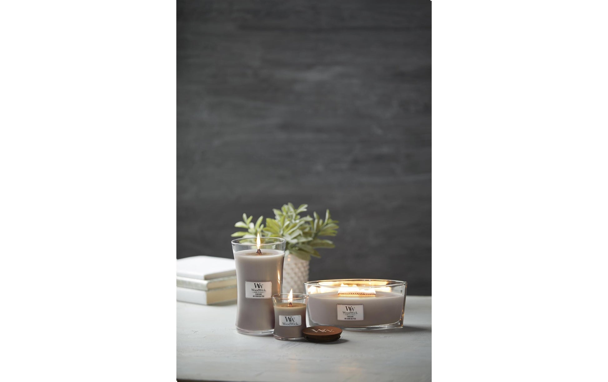 WoodWick Duftkerze Fireside, grau, Glas, Ø 19,1 cm, H 9,2 cm, 1 Stück