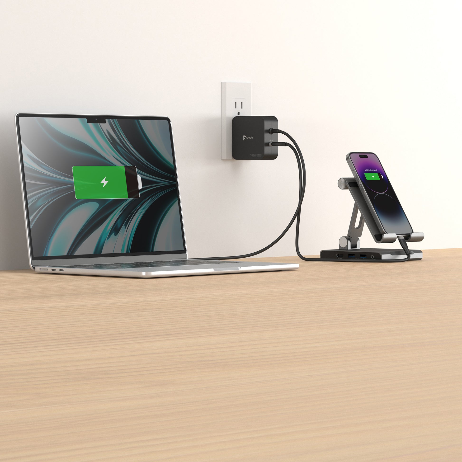 j5create Ladegerät – 102 W, 2× USB-C, PD, GaN
